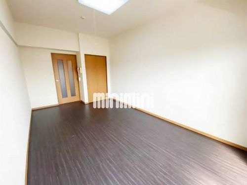 ビルセーヌM&Kの居間