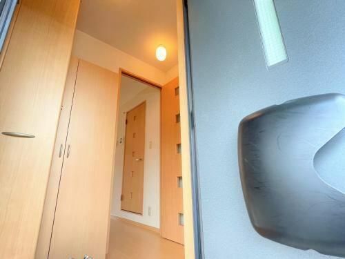 リビングタウン乙田C棟の玄関