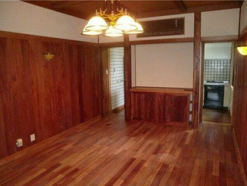 ユトリロつつじが丘 3の居間