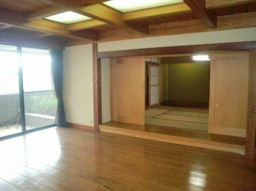 ユトリロつつじが丘 3の内装