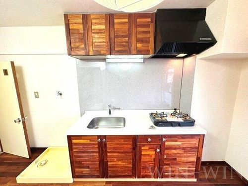 ユトリロ西松山のキッチン