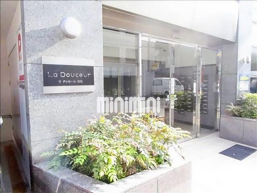 La Douceur伏見の玄関