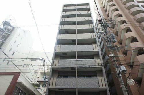 エイペックス名古屋鶴舞公園前の外観