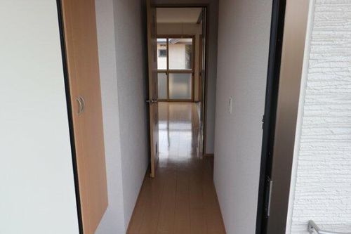 福岡県久留米市津福本町(アパート)の賃貸物件の玄関