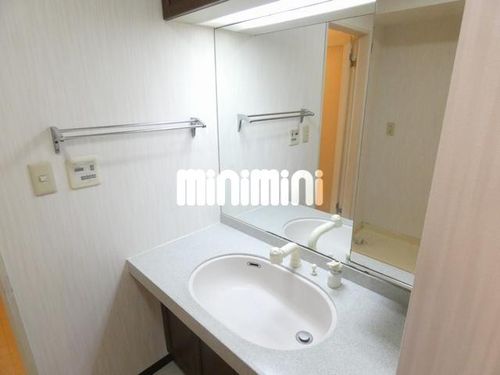 ミツイロイヤル大里駅前の内装