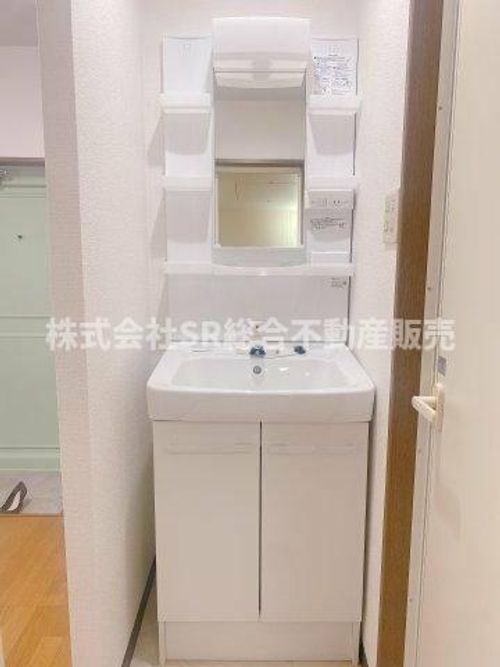 朋成マンションの内装
