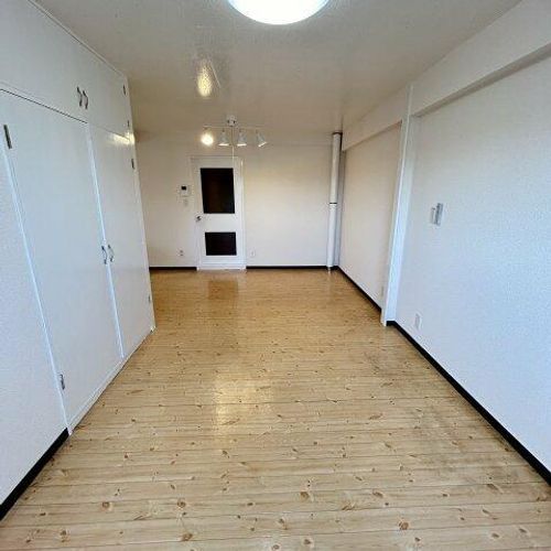 H.YamajiBuill407の居間