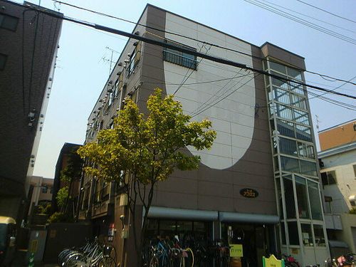コーポアフロス303の外観