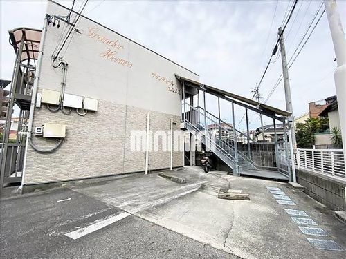 グランディールエルメスの玄関