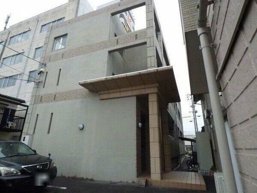 Tプラネットの玄関