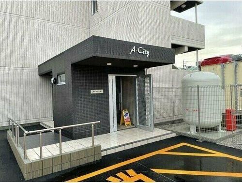 A・City八帖202の玄関