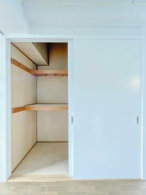 公社賃貸SMALIO 晴美台C2-1108の内装