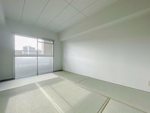 公社賃貸SMALIO 晴美台C2-1108の内装