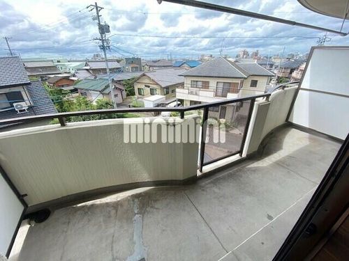 ソレアード中央の内装