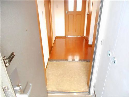 パルク山代の玄関