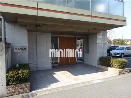 パルク山代の玄関