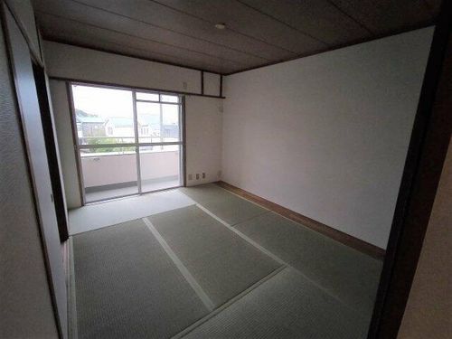 大阪府箕面市新稲7丁目(マンション)の賃貸物件の内装