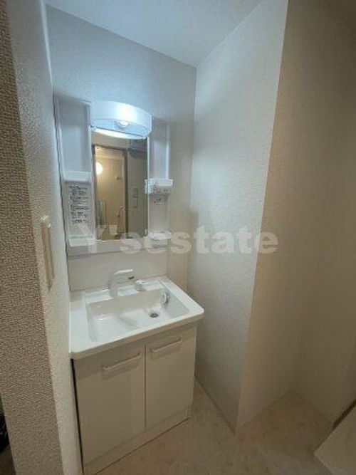 ソリティア桃谷の内装