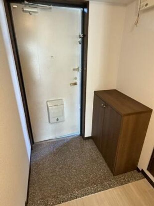 メルベーユ当知の玄関