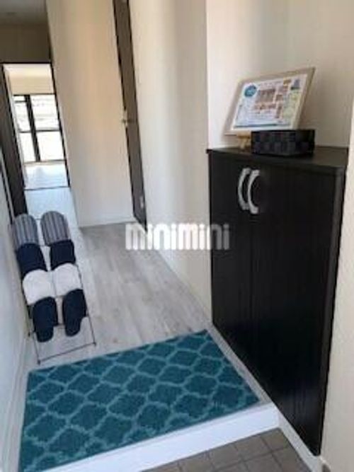 中京ウエスト Ⅱの玄関