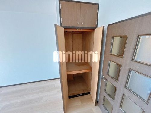 ホワイトライン長久手の内装