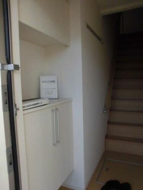 プリムールコートの玄関