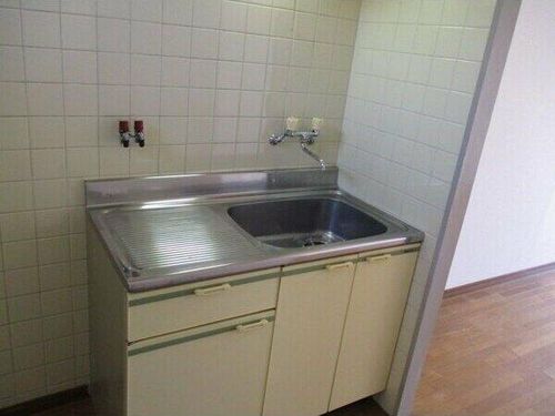 シティ丸和201のキッチン