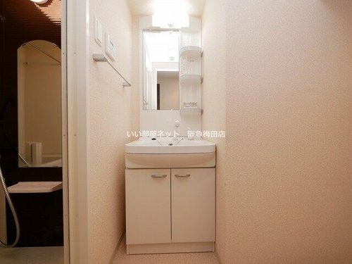 Luxe新大阪SOUTHの内装