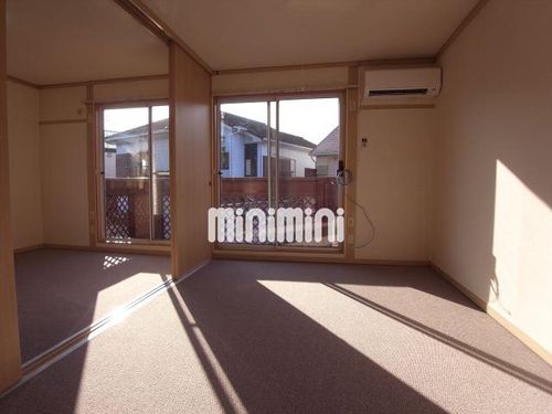 アニマート Iの居間