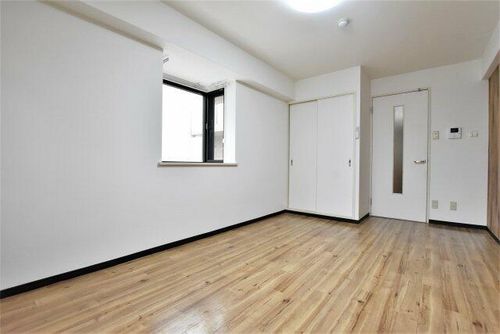 大阪府羽曳野市栄町(マンション)の賃貸物件の居間