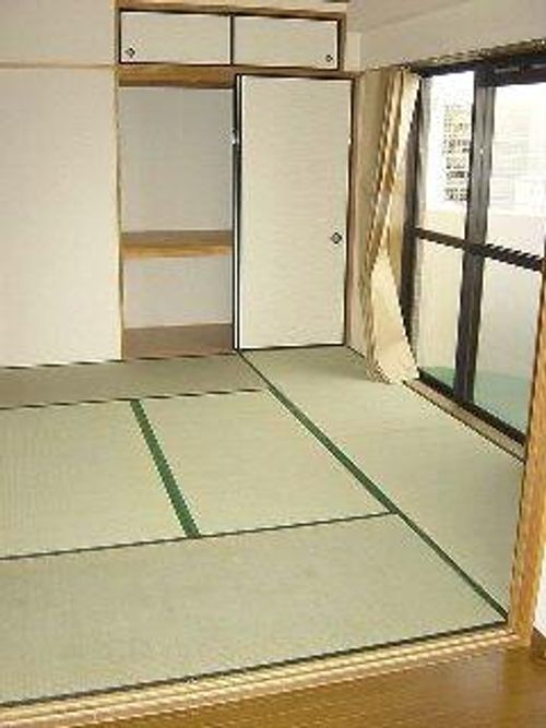 アドヴァンスの内装