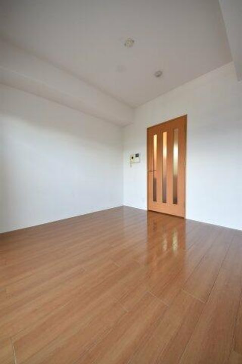 兵庫県神戸市中央区橘通2丁目(マンション)の賃貸物件の居間