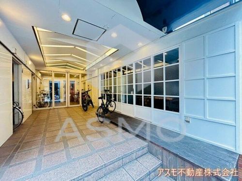 大阪府大阪市中央区船越町2丁目(マンション)の賃貸物件の玄関