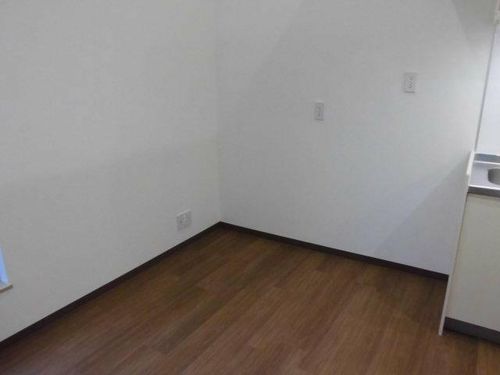 アースクエイク花塚のその他画像