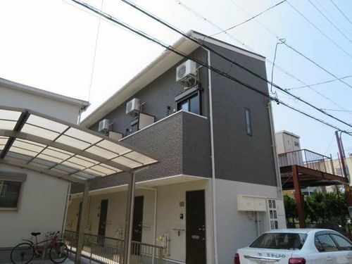 アースクエイク花塚の外観