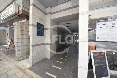 フォーチュン松屋町の玄関