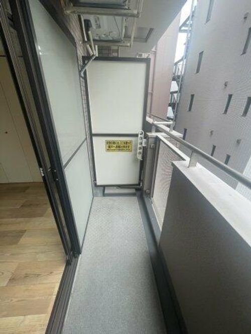 コスタレイ神戸三宮の内装