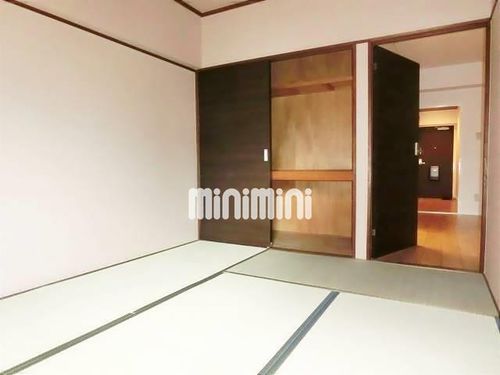 ジュネス保田の内装