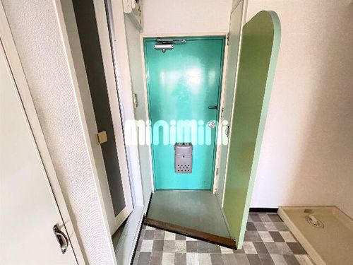 ピュアササキの玄関