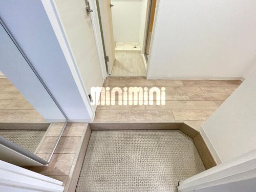 CASA KANOKOの玄関