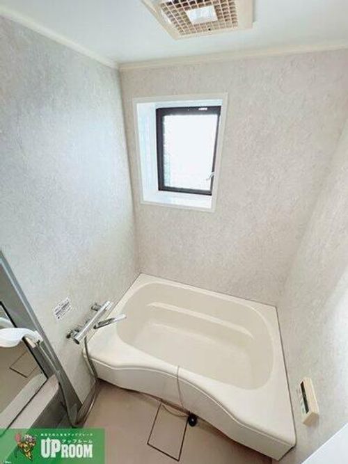 ディージービル小牧中央の風呂