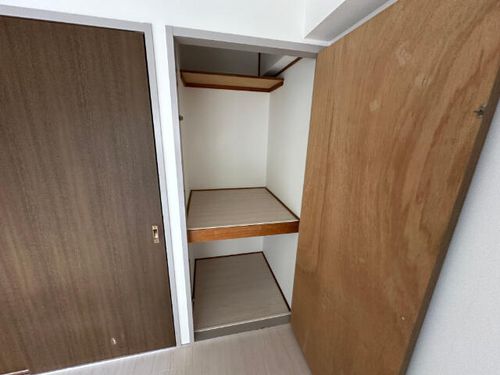 メゾンヨシザワの内装