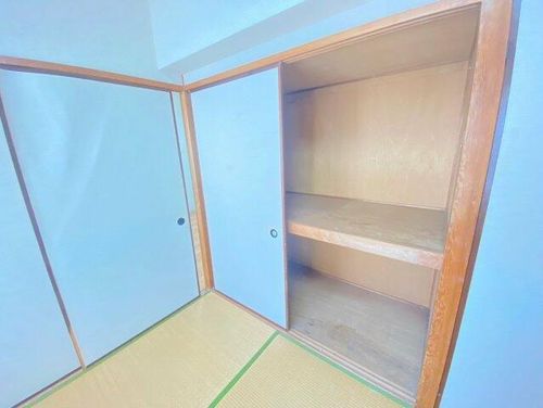 愛知県名古屋市東区泉2丁目(マンション)の賃貸物件の居間