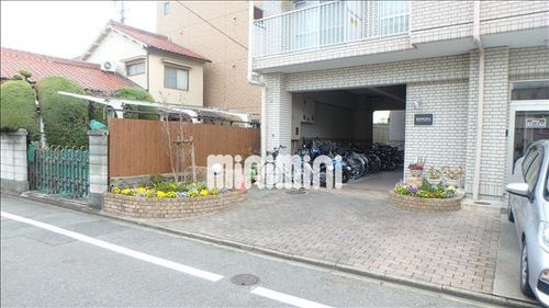 シムラアーバンハイツの玄関