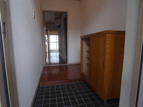 アーバン京命Ⅱの玄関