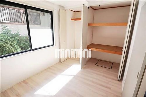 アネックス79の内装