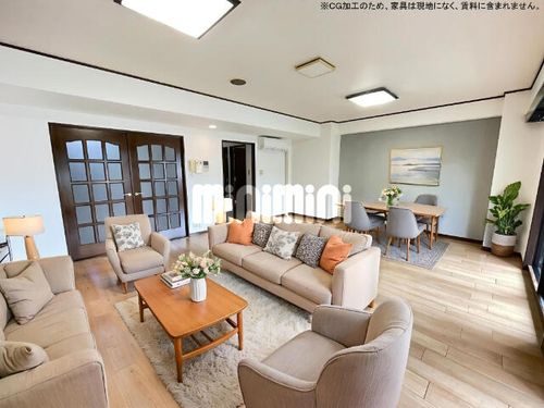 FOREST INN元町の居間