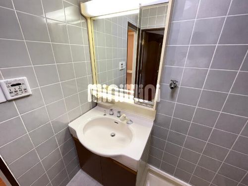 FOREST INN元町の内装