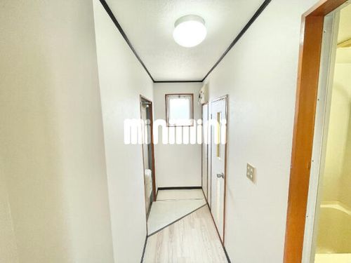 アートハウスKの玄関