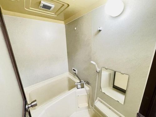 横吹小菅ビルの風呂